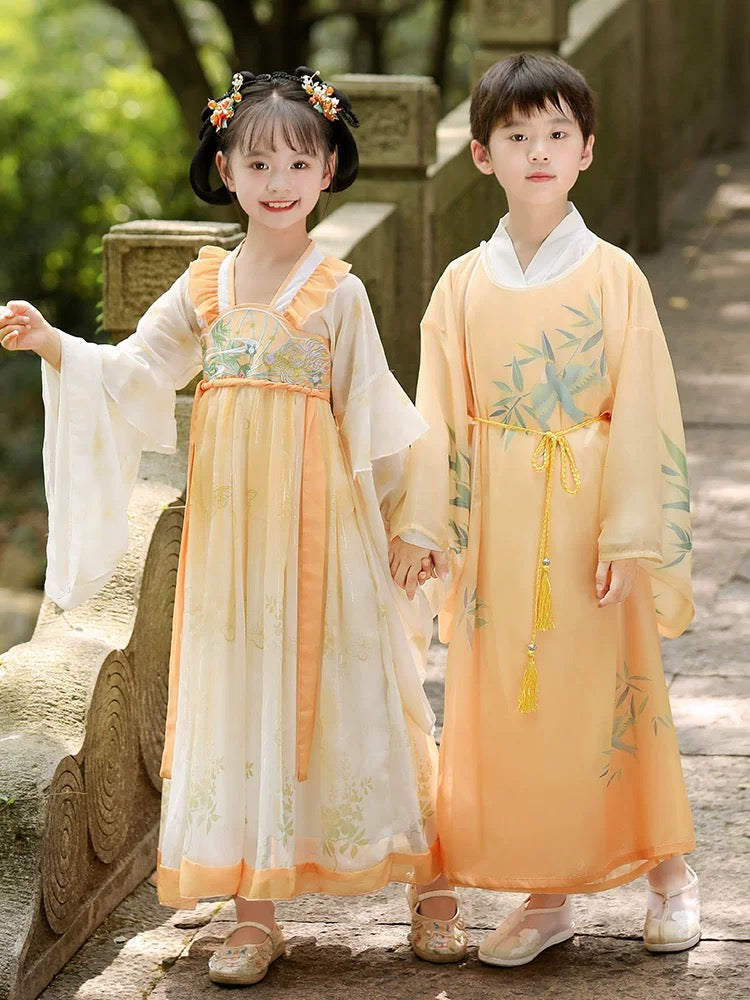 2025 new styles of ancient Chinese clothing for boys and girls
